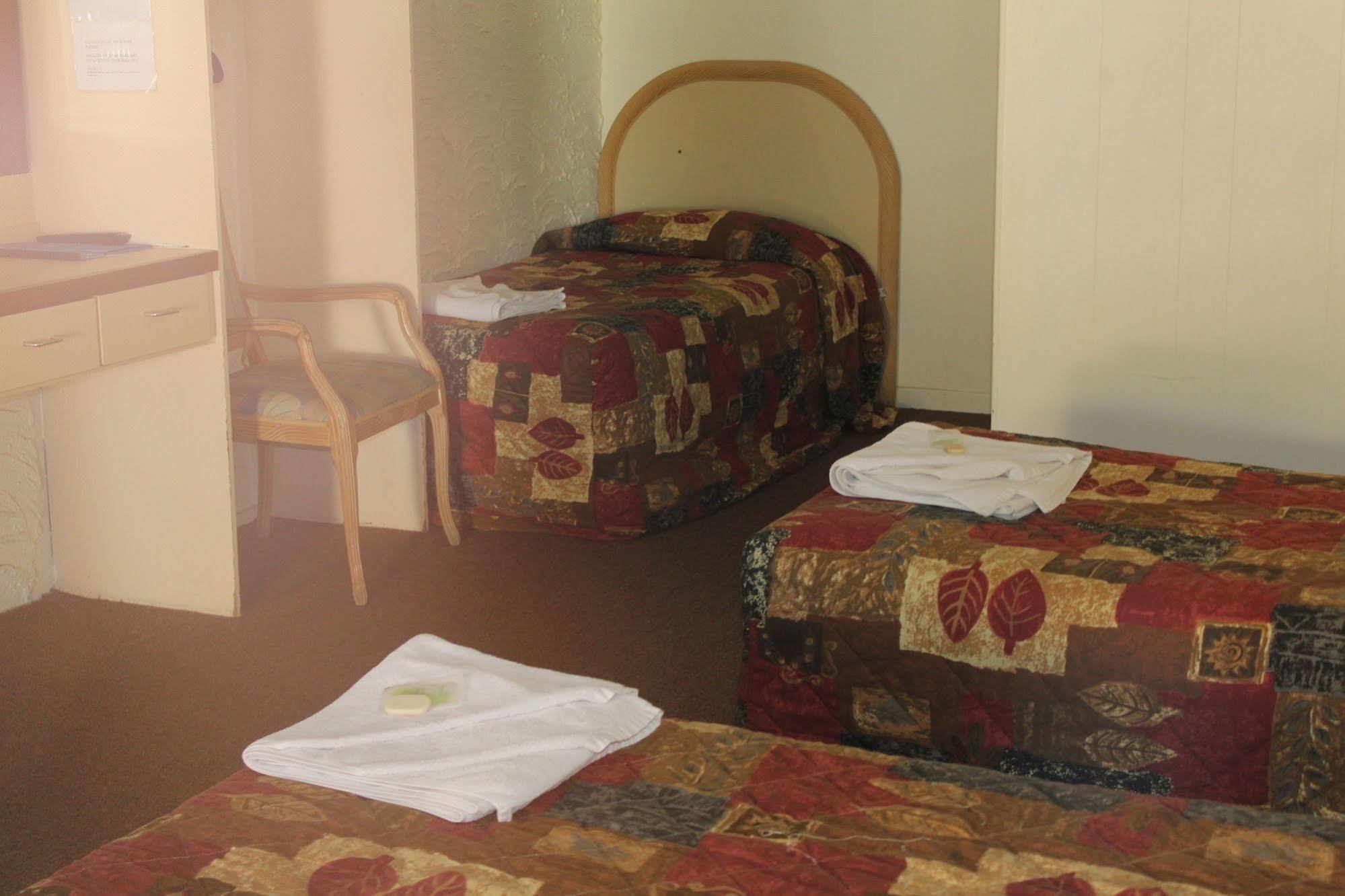 Sun Plaza Motel - Mackay Dış mekan fotoğraf
